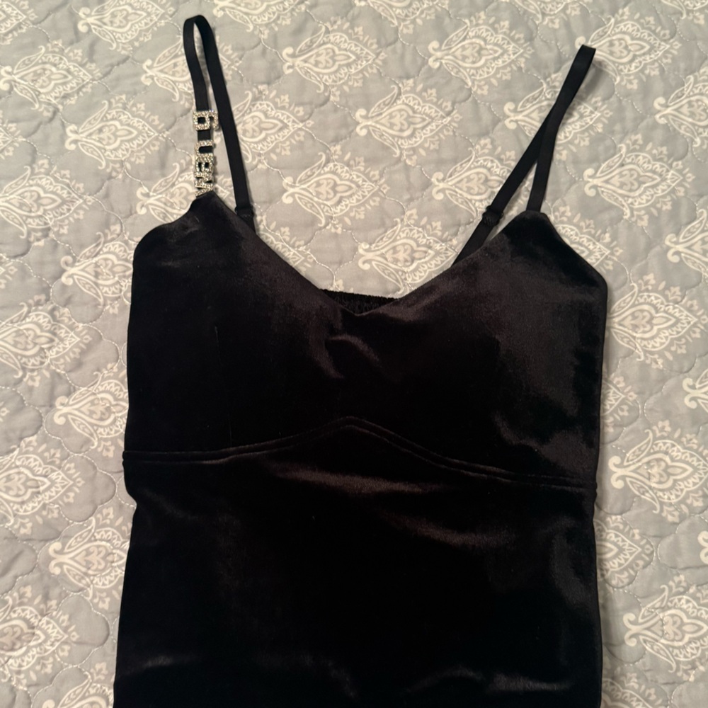 Elegant Black Velvet Women's Top - Picture 8 of 11